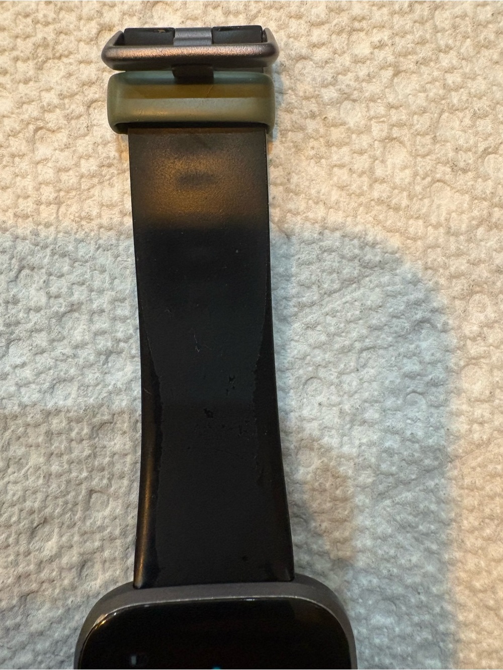 Fitbit Versa 2 FB507 Fitness Smartwatch Gray Black Band Fully Working - Picture 4 of 5
